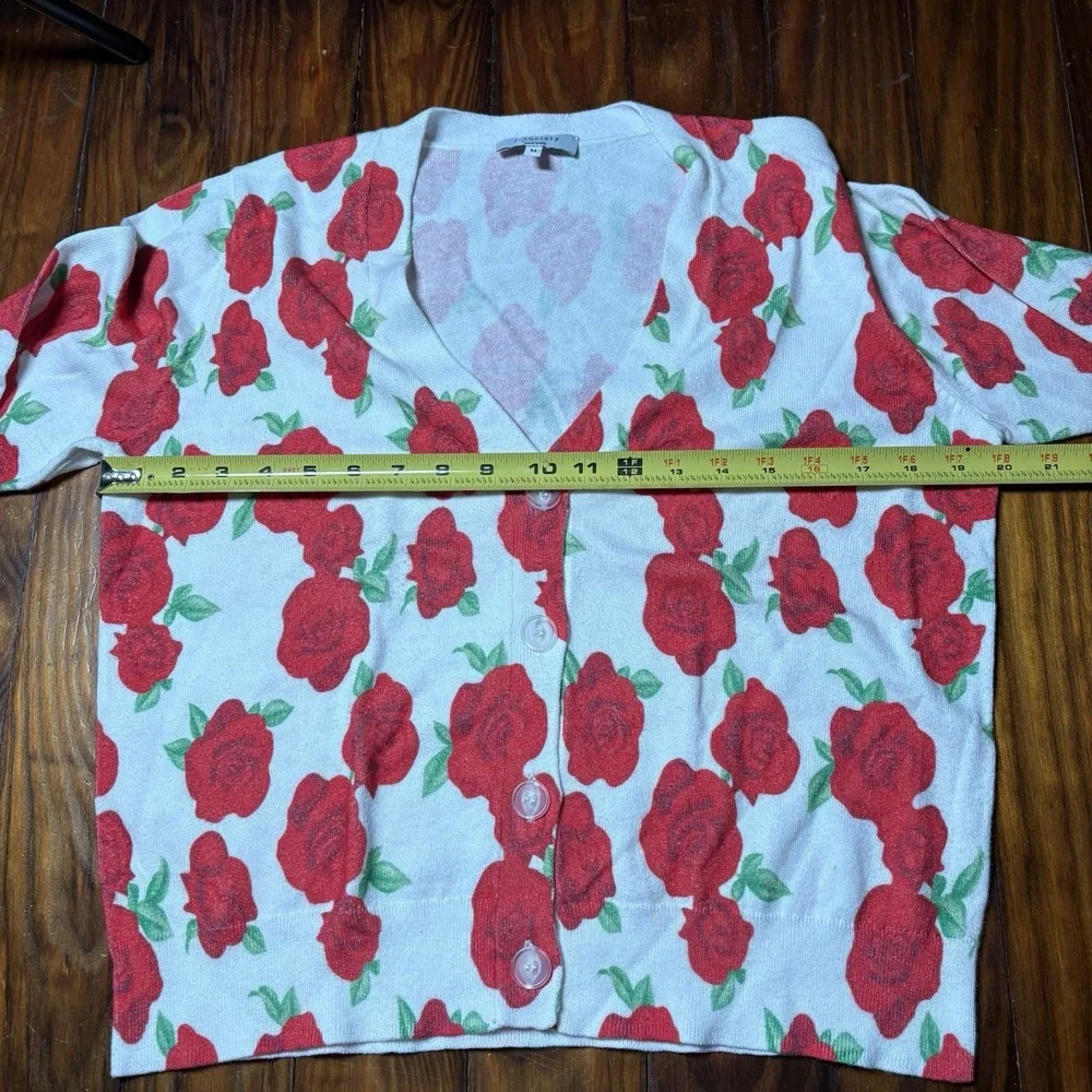 J. Society Rose Floral Cardigan Sweater Red White Cotton M A1387